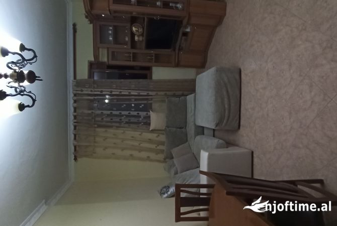 Shtepi me qera 1+1 ne Tirane - 380 Euro