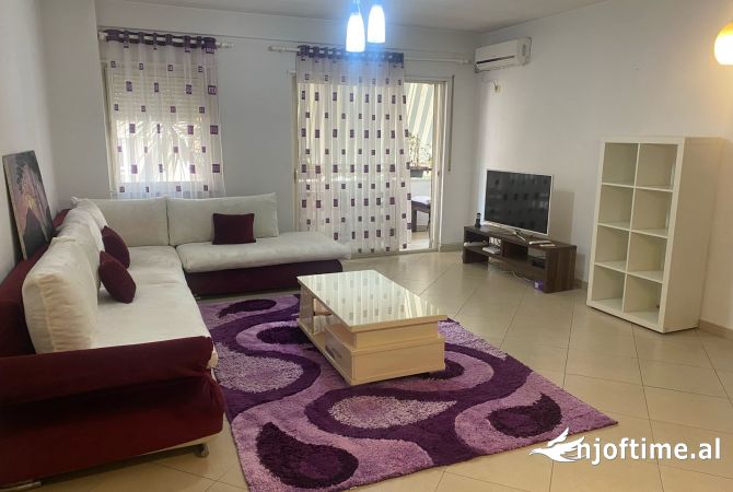 Shtepi me qera 2+1 ne Tirane - 550 Euro