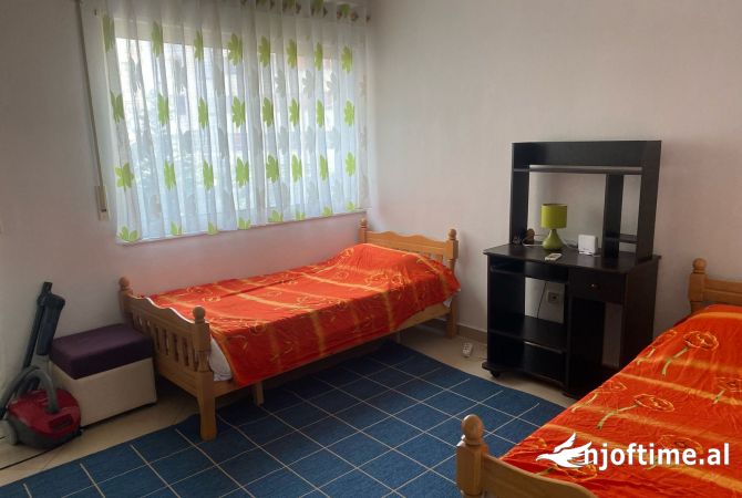 Shtepi me qera 2+1 ne Tirane - 550 Euro