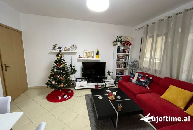 Shtepi me qera 3+1 ne Tirane - 650 Euro