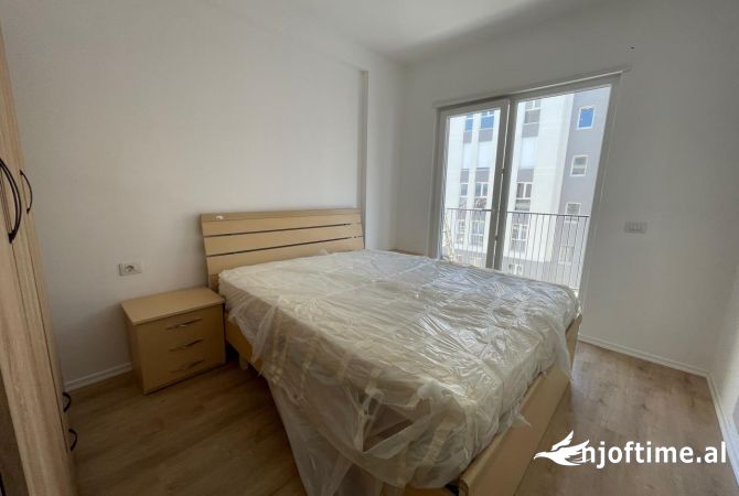 Shtepi me qera 1+1 ne Tirane - 420 Euro