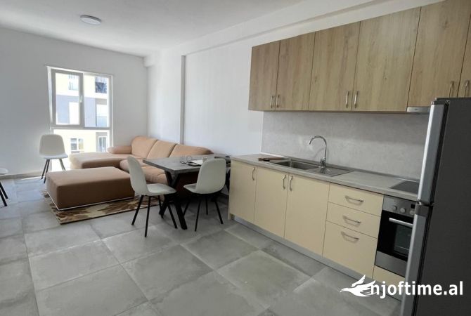 Shtepi me qera 1+1 ne Tirane - 420 Euro