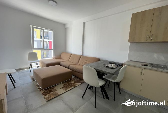 Shtepi me qera Apartament ne Tirane, 1+1, Mobilimi E mobiluar, Pagesa 420  Euro.