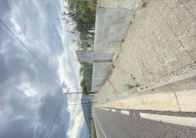 Truall ose Toke  ne Berat - 55,000 Euro