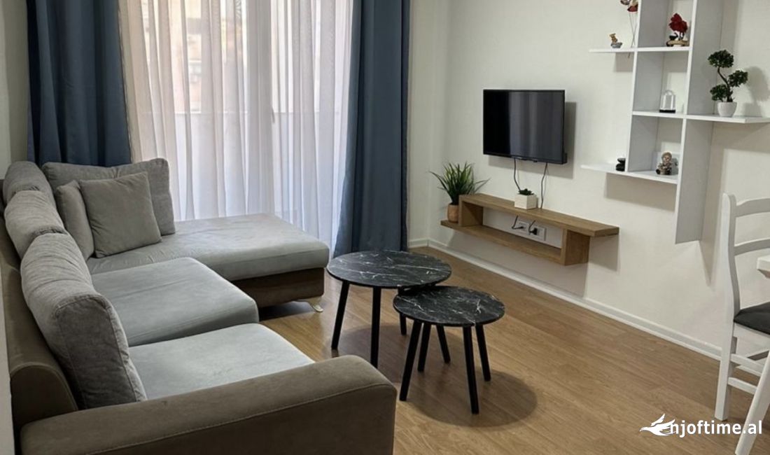 Shtepi me qera Apartament ne Tirane, 1+1, Mobilimi E mobiluar, Pagesa 500  Euro.