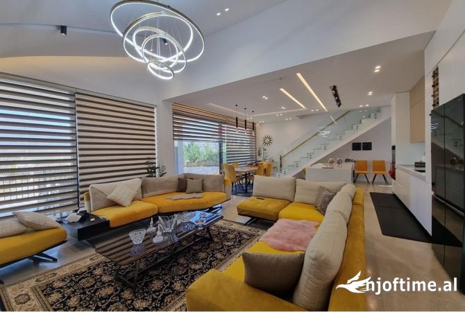 Shtepi me qera 4+1 ne Tirane - 5,000 Euro
