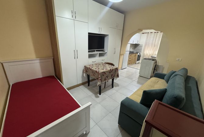 House for Rent Garsoniere in Tirana - 330 Euro