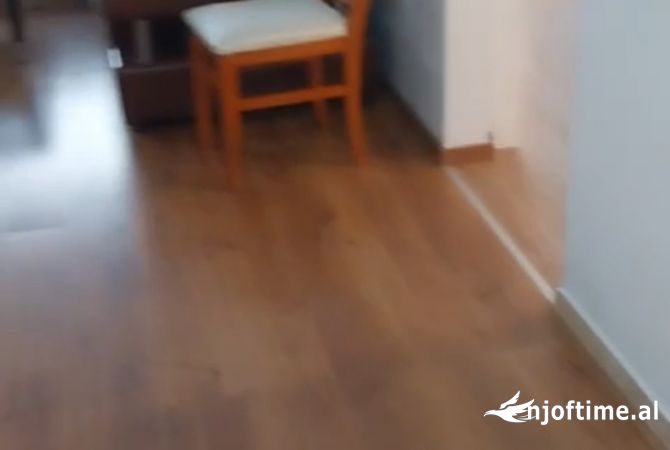 Shtepi me qera 2+1 ne Tirane - 41,000 Leke