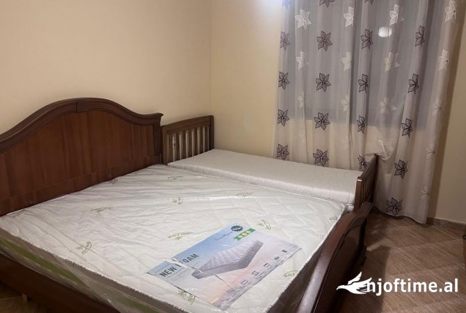 Shtepi me qera 1+1 ne Tirane - 35,100 Leke