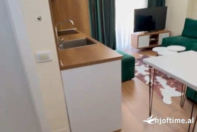 Shtepi me qera 1+1 ne Tirane - 402 Euro