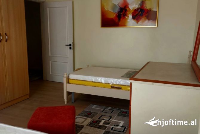 Shtepi me qera 1+1 ne Tirane - 45,011 Leke