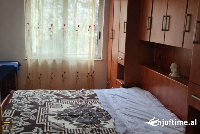 Shtepi me qera 2+1 ne Tirane - 503 Euro