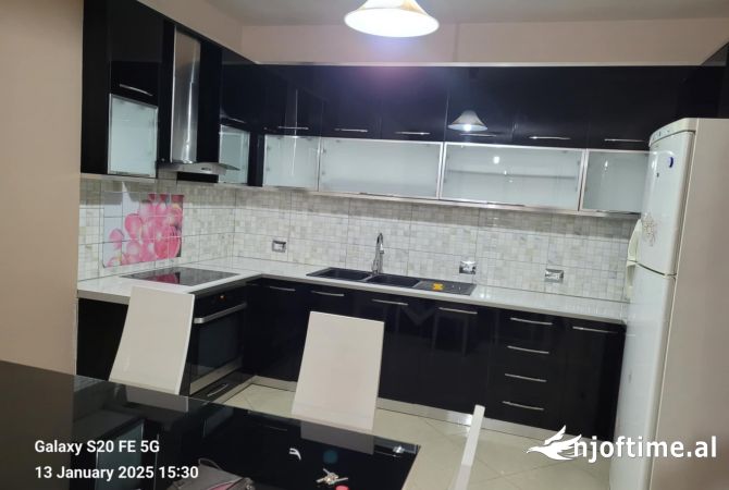 Shtepi me qera 1+1 ne Tirane - 40,100 Leke