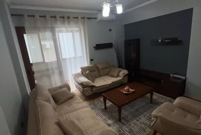 Casa in affitto 3+1 a Tirana - 750 Euro