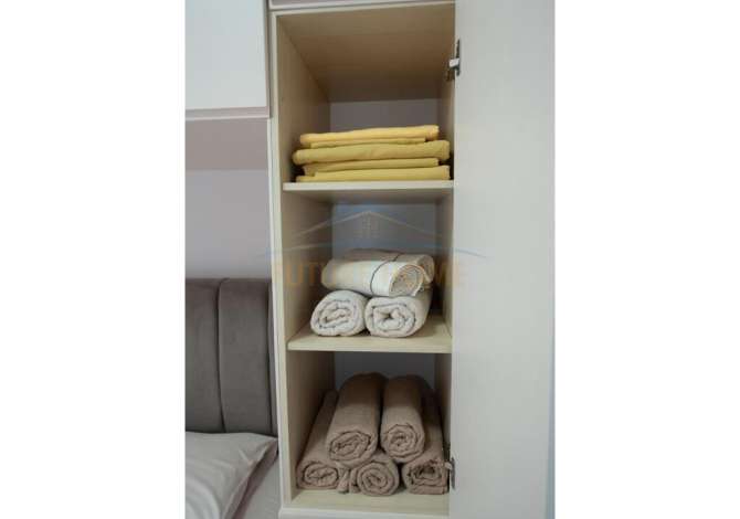 Shtepi ne shitje Apartament ne Vlore, 1+1, Mobilimi E mobiluar, Pagesa 180,000  Euro.