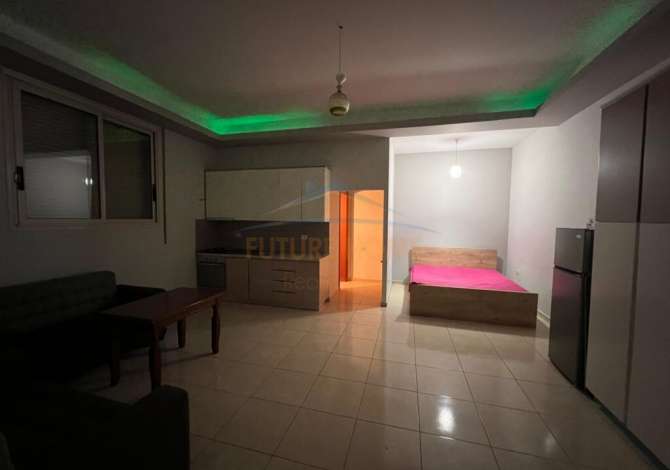 Shtepi ne shitje Apartament ne Vlore, Garsoniere, Mobilimi E mobiluar, Pagesa 75,000  Euro.