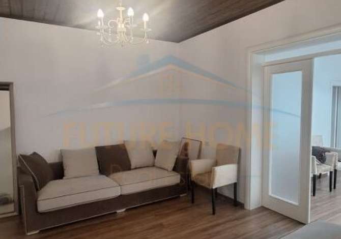 Shtepi ne shitje Shtepi Private ne Vlore, 3+1, Mobilimi E mobiluar, Pagesa 150,000  Euro.