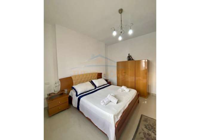 Shtepi me qera Apartament ne Vlore, 2+1, Mobilimi E mobiluar, Pagesa 400  Euro.