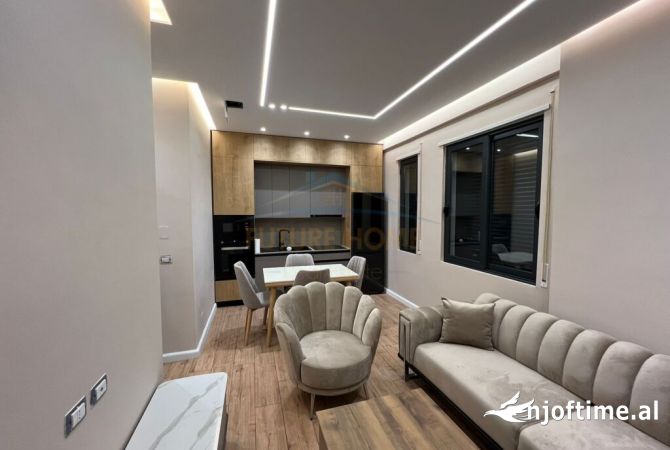 Shtepi ne shitje Apartament ne Vlore, 1+1, Mobilimi E mobiluar, Pagesa 140,000  Euro.