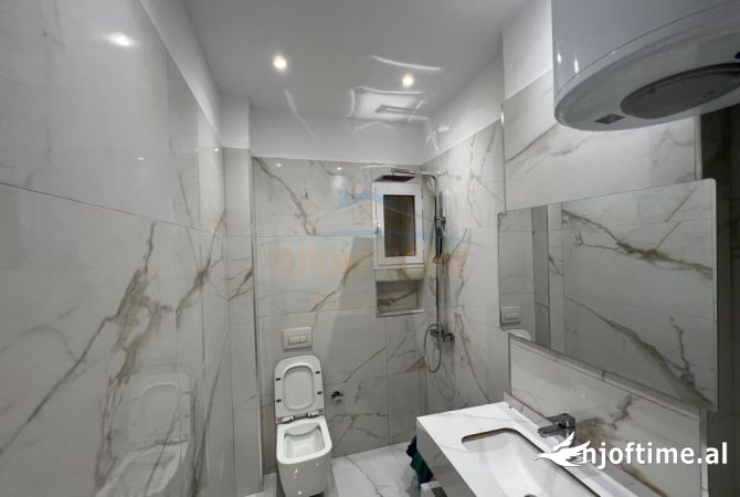Shtepi ne shitje Apartament ne Vlore, 1+1, Mobilimi E mobiluar, Pagesa 140,000  Euro.