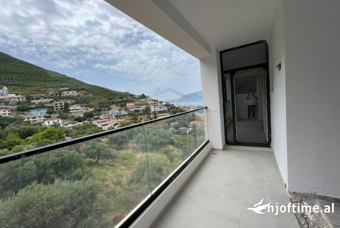 Shtepi ne shitje Apartament ne Vlore, 1+1, Mobilimi Bosh, pa mobiluar, Pagesa 117,000  Euro.