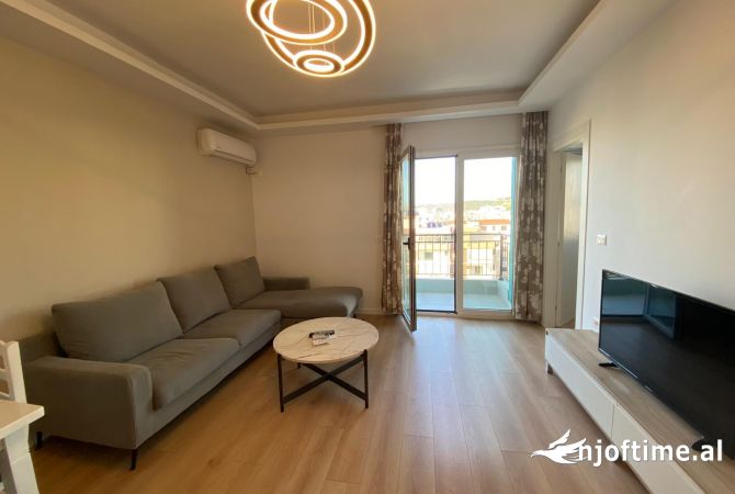 Shtepi me qera 1+1 ne Vlore - 400 Euro
