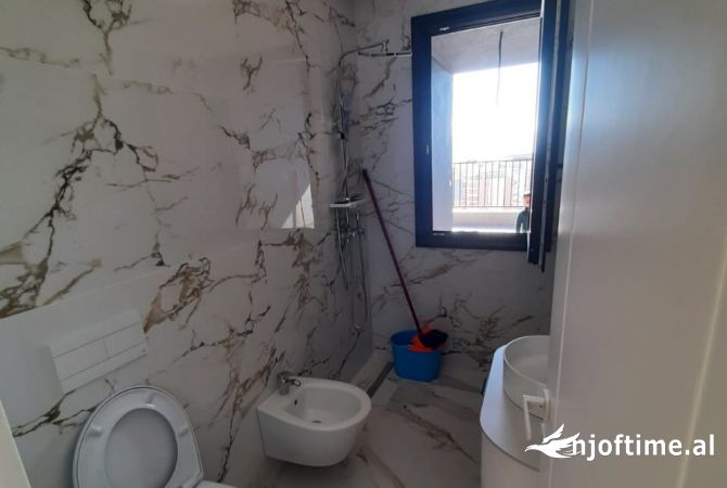 Shtepi ne shitje 2+1 ne Vlore - 650,000 Euro