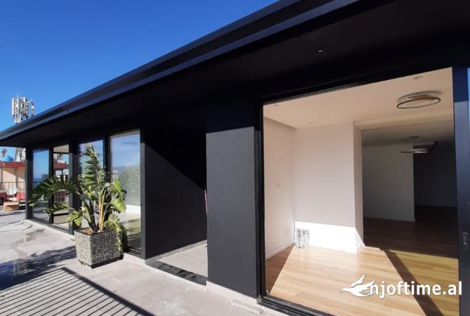 Shtepi ne shitje 2+1 ne Vlore - 650,000 Euro