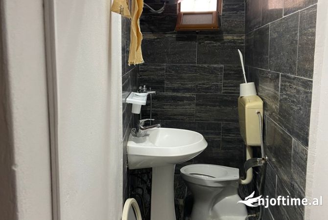 Shtepi me qera 1+1 ne Vlore - 200 Euro