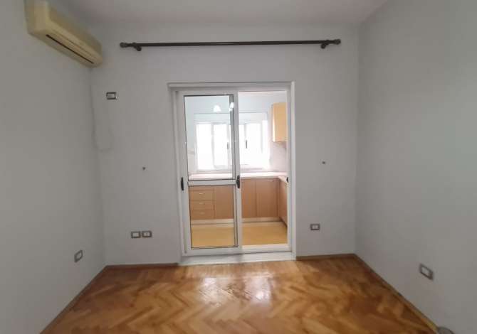 Shtepi me qera 1+1 ne Tirane - 450 Euro