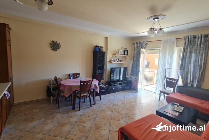 Shtepi me qera 1+1 ne Tirane - 500 Euro