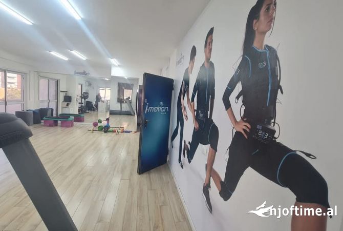 Ambient biznesi ne shitje 3+1 ne Tirane - 270,000 Euro