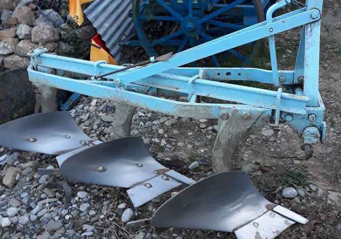 Shes plug 3 vesh ne gjendje shume te mire