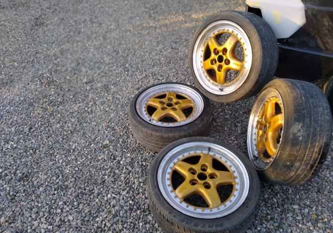 Shiten disqe me gjithe goma 