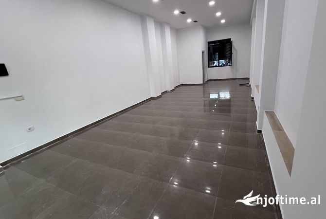 Ambient biznesi ne shitje 1+1 ne Tirane - 150,000 Euro