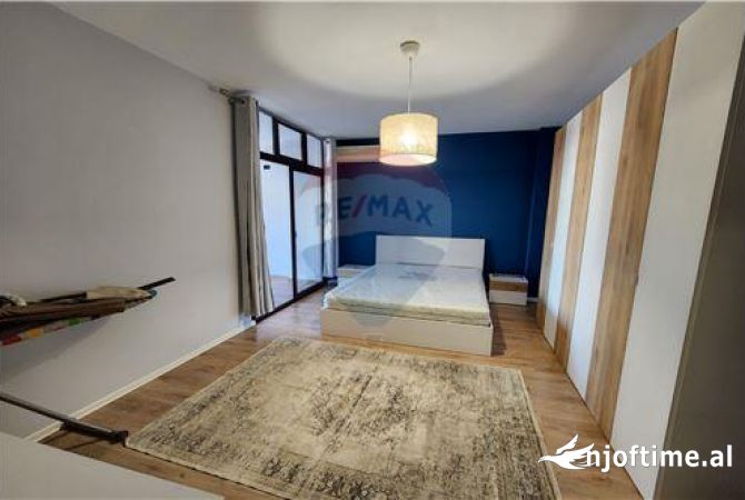 Shtepi me qera Apartament ne Tirane, 2+1, Mobilimi E mobiluar, Pagesa 800  Euro.
