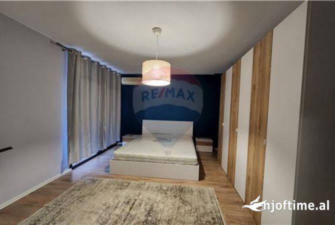 Shtepi me qera Apartament ne Tirane, 2+1, Mobilimi E mobiluar, Pagesa 800  Euro.