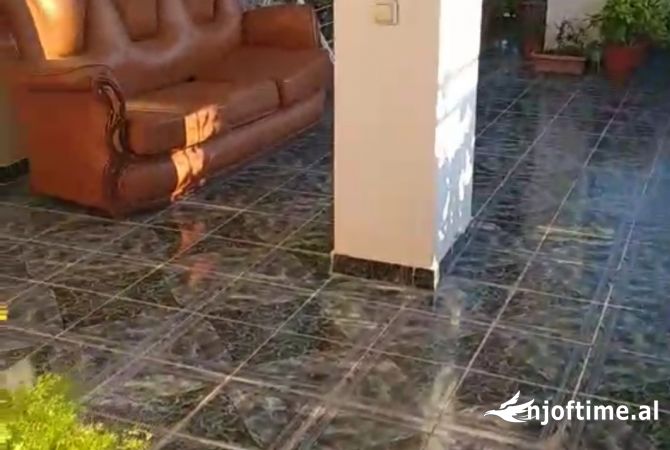 Shtepi me qera 1+1 ne Tirane - 29,000 Leke