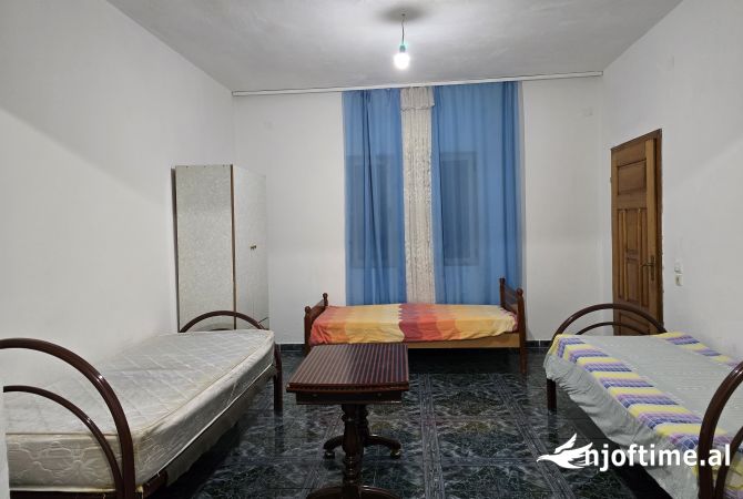 Shtepi me qera 1+1 ne Tirane - 29,000 Leke