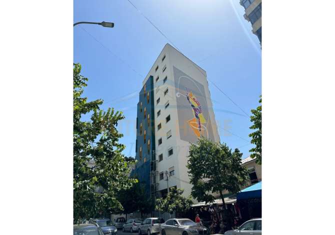 Ambient biznesi me qera 3+1 ne Tirane - 550 Euro