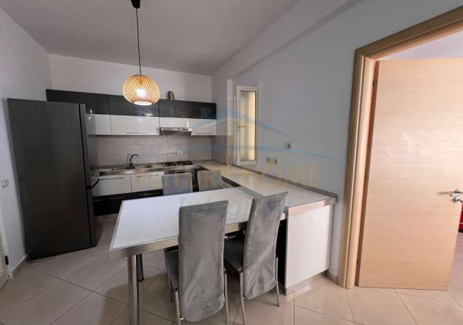 Shtepi me qera 2+1 ne Tirane - 450 Euro