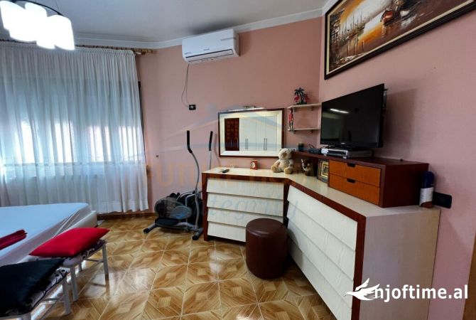 Shtepi me qera 1+1 ne Tirane - 600 Euro