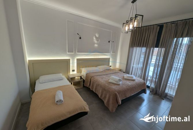 Shtepi me qera Apartament ne Tirane, 1+1, Mobilimi E mobiluar, Pagesa 1,000  Euro.