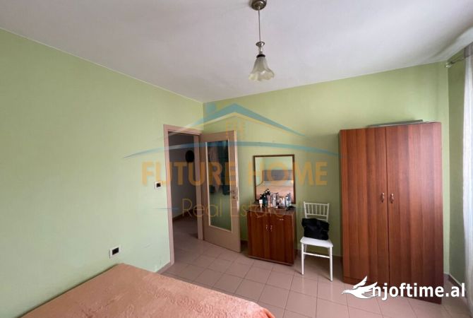 Shtepi ne shitje Apartament ne Tirane, 2+1, Mobilimi E mobiluar, Pagesa 235,000  Euro.