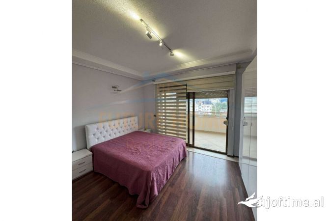 Shtepi me qera Apartament ne Tirane, 2+1, Mobilimi E mobiluar, Pagesa 800  Euro.