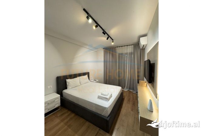 Shtepi ne shitje Apartament ne Tirane, 2+1, Mobilimi E mobiluar, Pagesa 239,000  Euro.