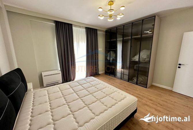 Shtepi me qera Apartament ne Tirane, 2+1, Mobilimi E mobiluar, Pagesa 1,000  Euro.