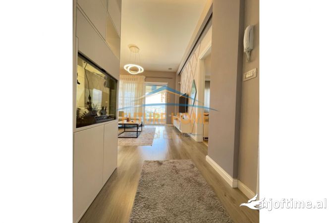 Shtepi ne shitje Apartament ne Tirane, 2+1, Mobilimi E mobiluar, Pagesa 220,000  Euro.