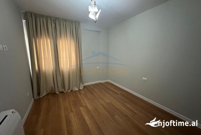 Shtepi me qera Apartament ne Tirane, 1+1, Mobilimi E mobiluar, Pagesa 700  Euro.