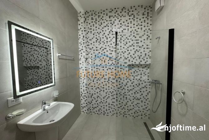 Shtepi me qera Apartament ne Tirane, 2+1, Mobilimi E mobiluar, Pagesa 1,400  Euro.